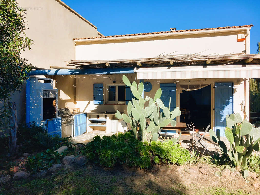 Maison à PORTO-VECCHIO