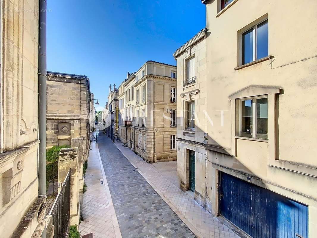 Appartement à BORDEAUX