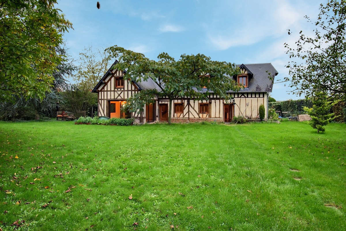 Maison à BERNAY