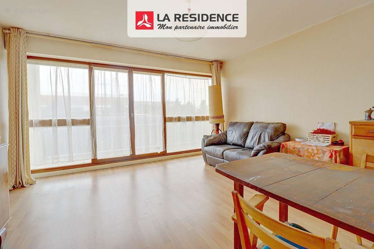 Appartement à VELIZY-VILLACOUBLAY