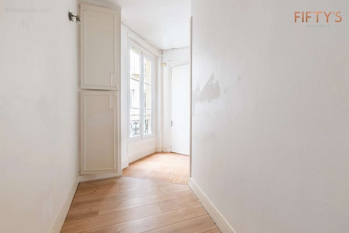 Appartement à PARIS-10E