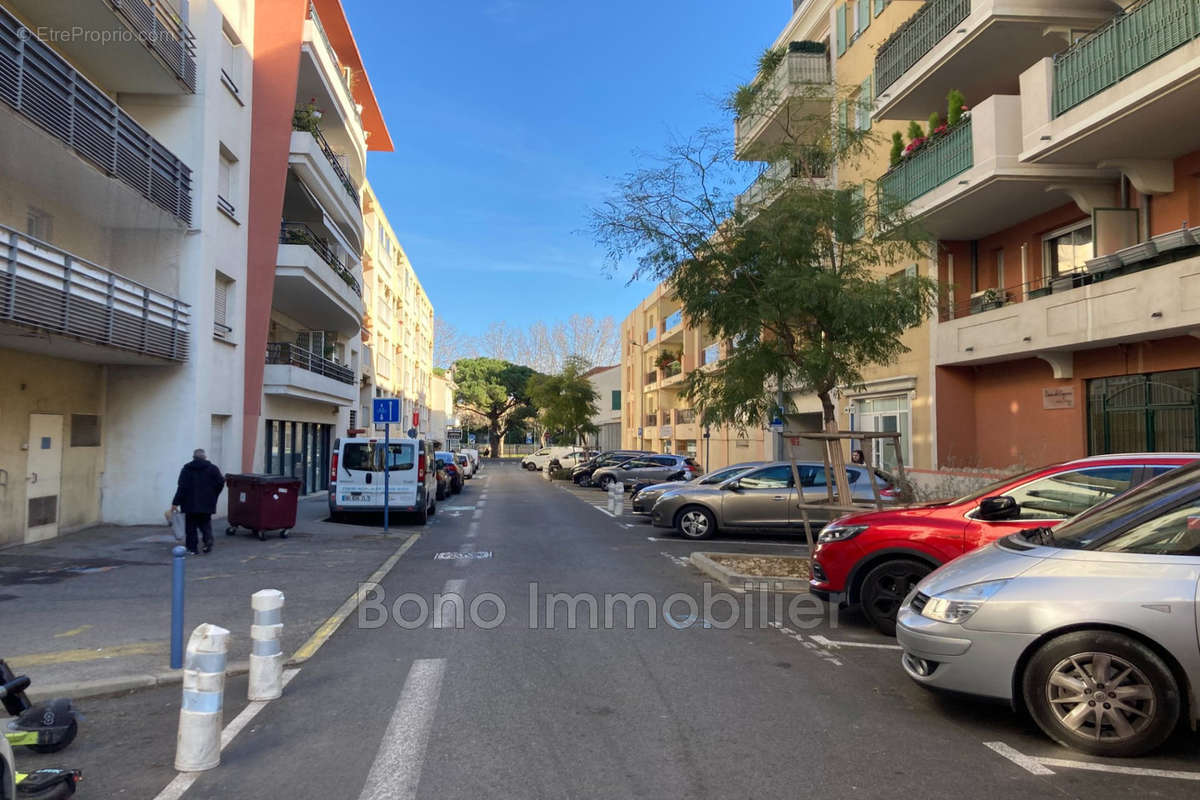 Commerce à CAGNES-SUR-MER