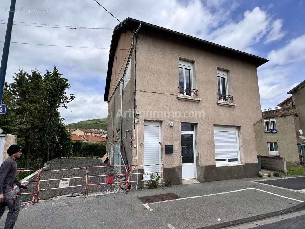 Maison à CLERMONT-FERRAND