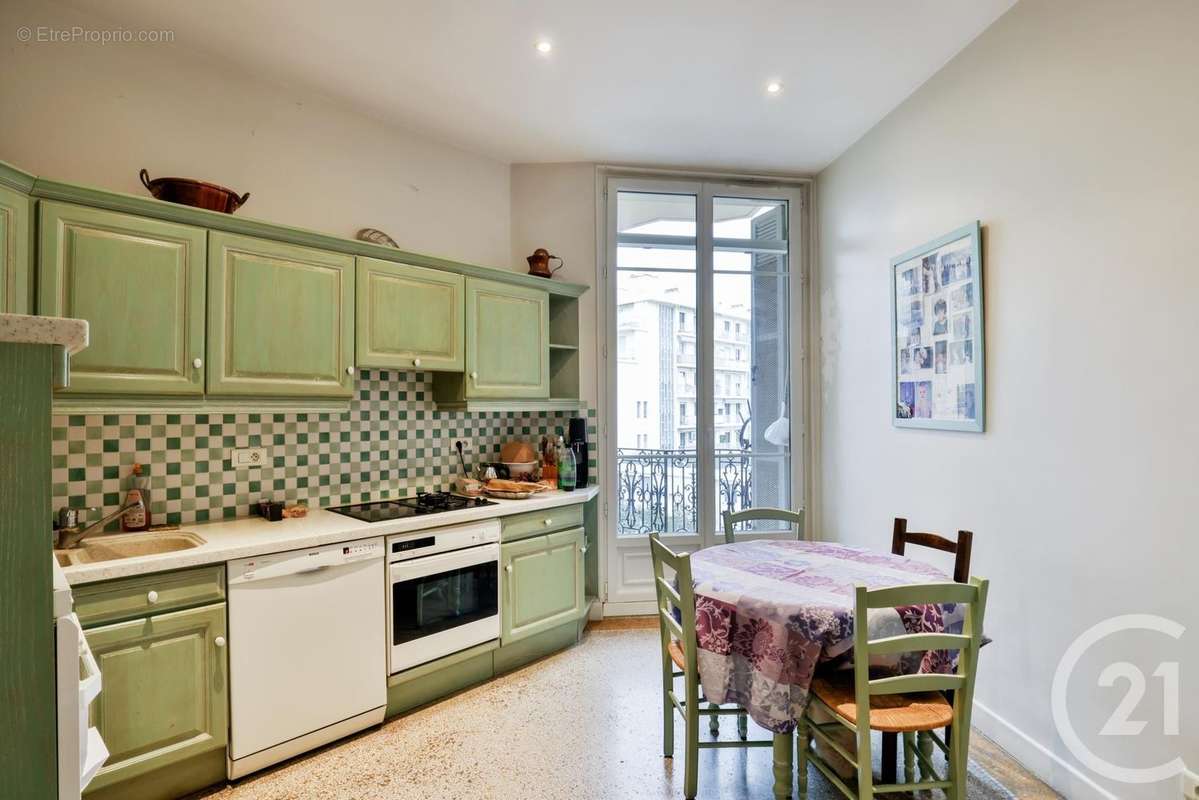 Appartement à NICE