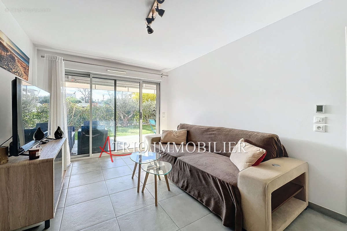 Appartement à VILLENEUVE-LOUBET