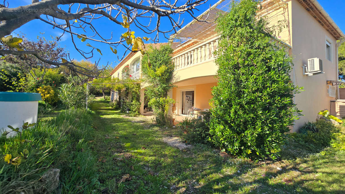 Maison à MARTIGUES