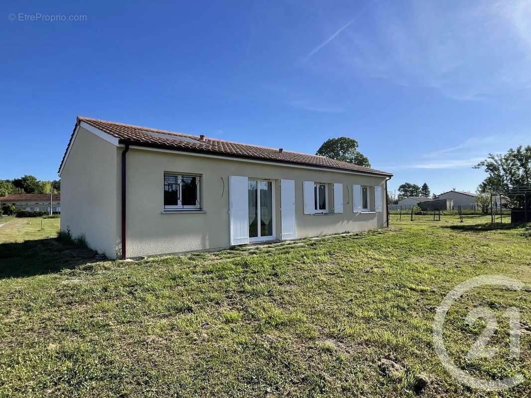 Maison à BLAYE