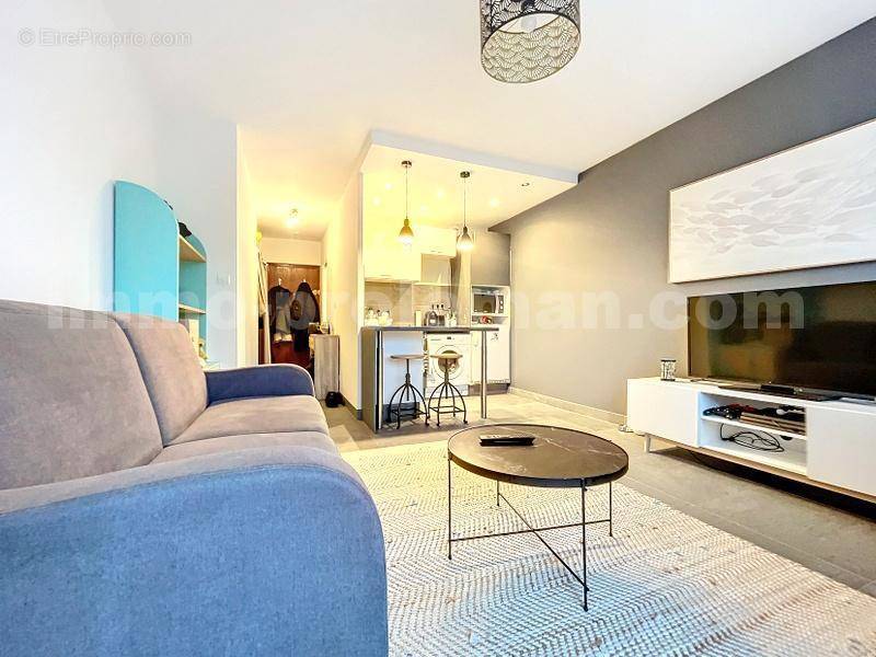 APPARTEMENT_Studio_SAINT_JULIEN_geneve_DOUANE_SUISSE_proche_frontière_investissement_locatif_rentabilité_sejour_cuisine_ - Appartement à SAINT-JULIEN-EN-GENEVOIS