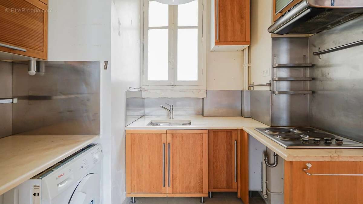 Appartement à PARIS-7E