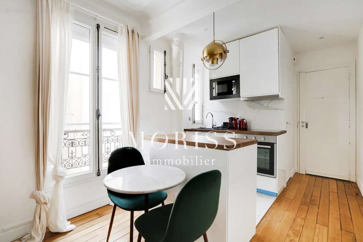 Appartement à PARIS-20E