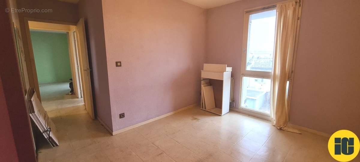 Appartement à BOURG-DE-PEAGE