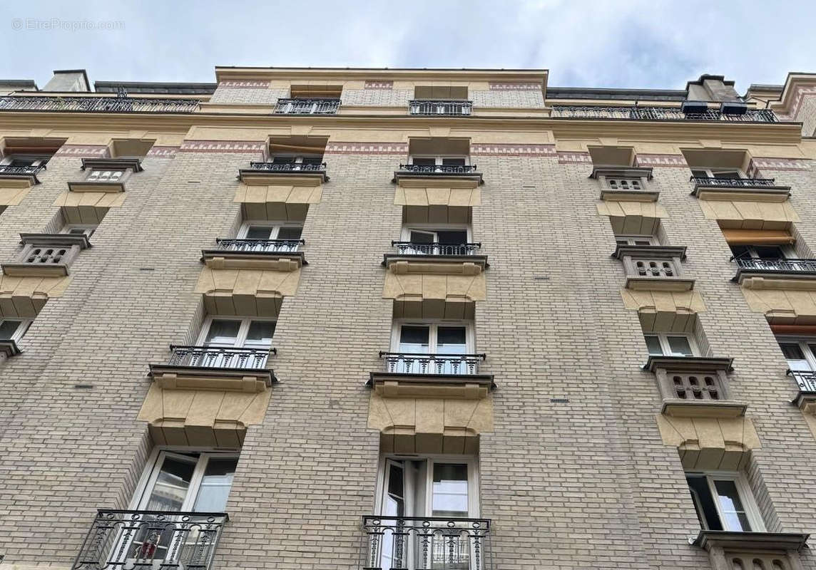 Appartement à PARIS-20E