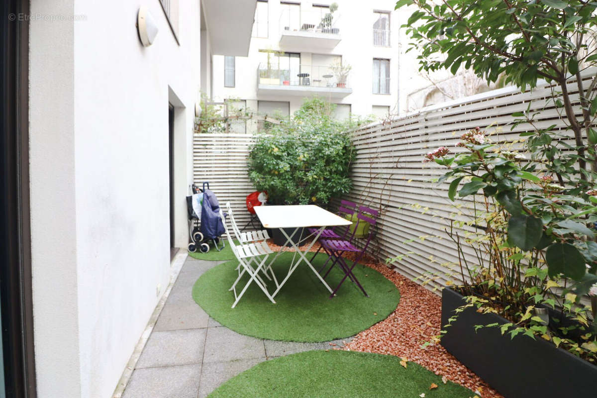 Appartement à PARIS-11E