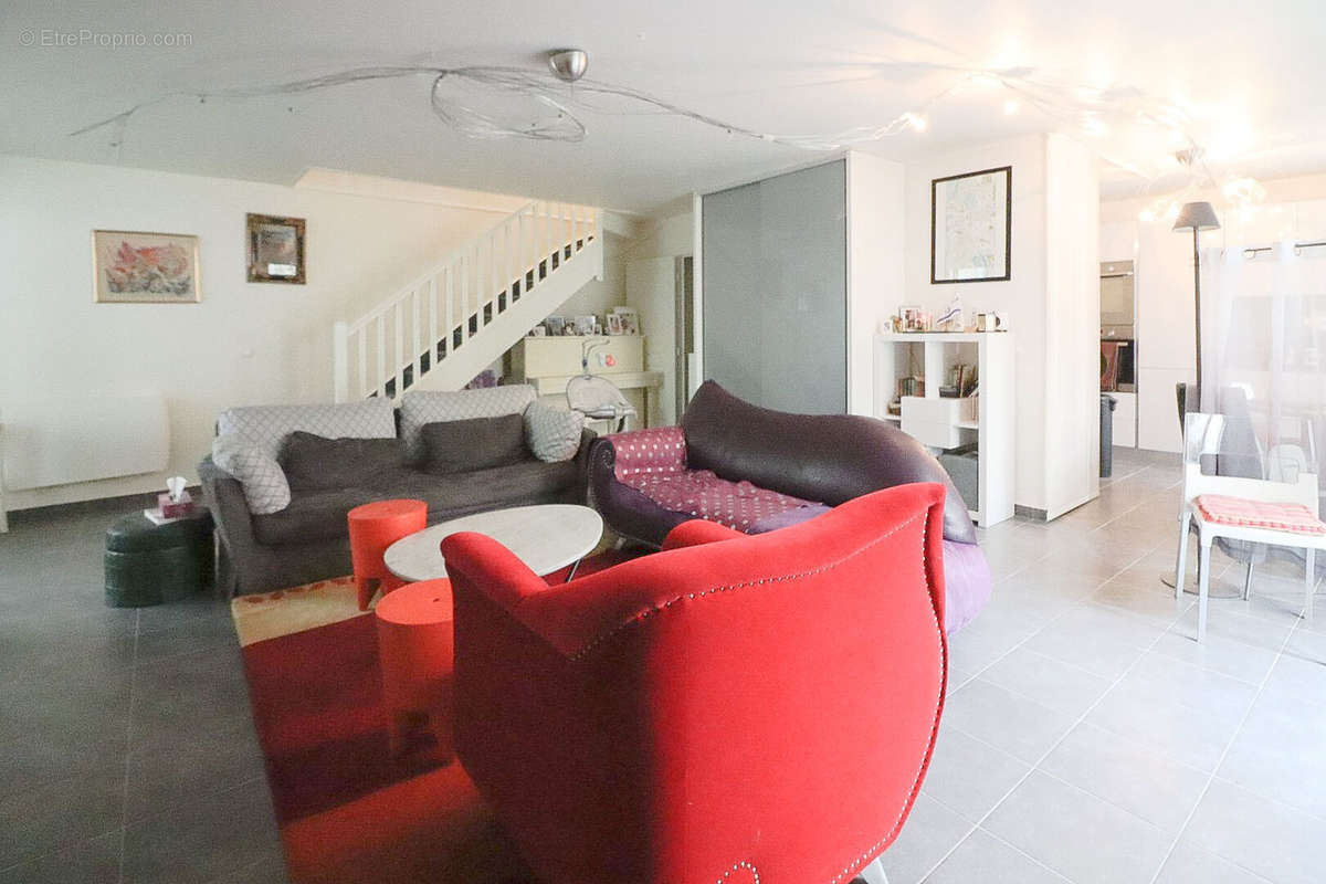 Appartement à PARIS-11E