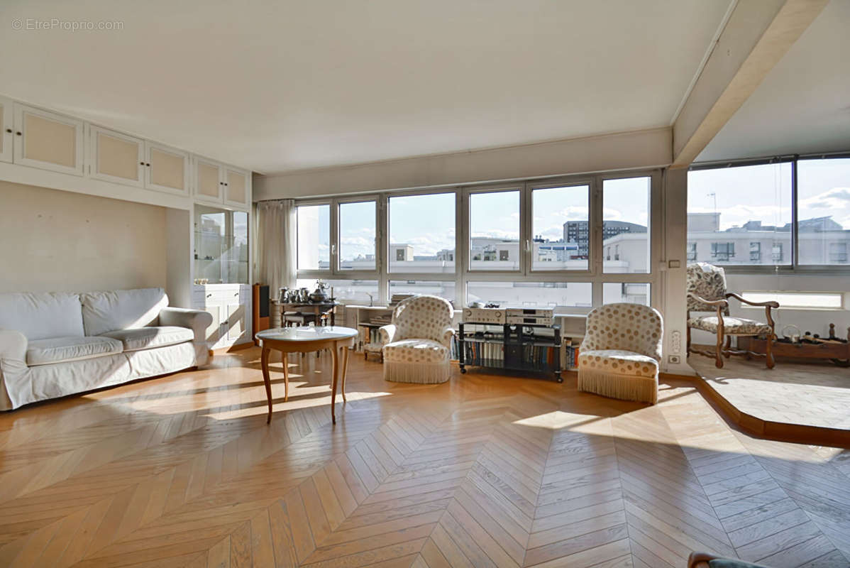 Appartement à BOULOGNE-BILLANCOURT