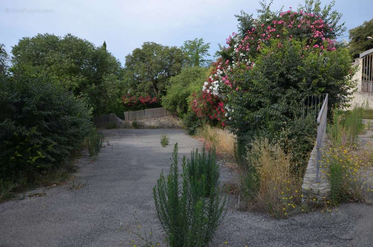 Autre à DRAGUIGNAN