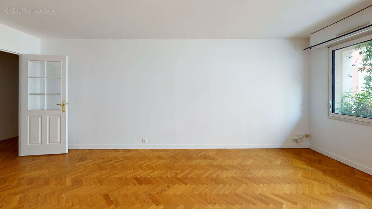 Appartement à PARIS-12E