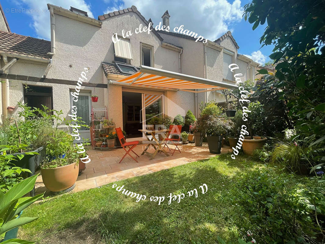 Maison à GIF-SUR-YVETTE