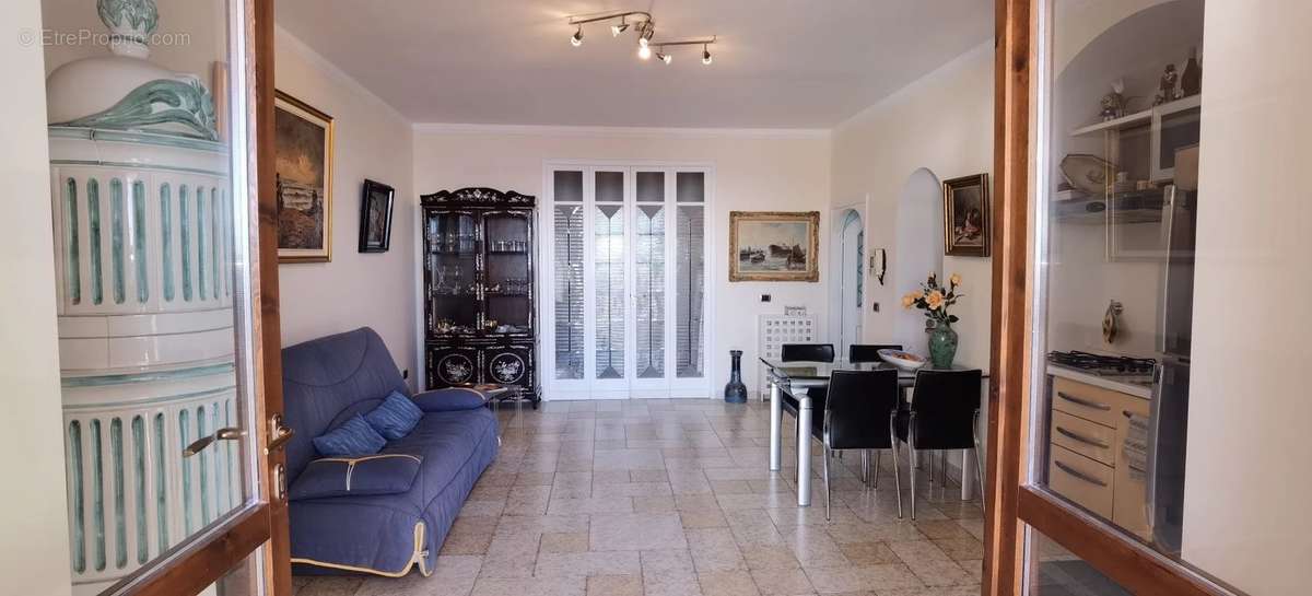 Appartement à MENTON