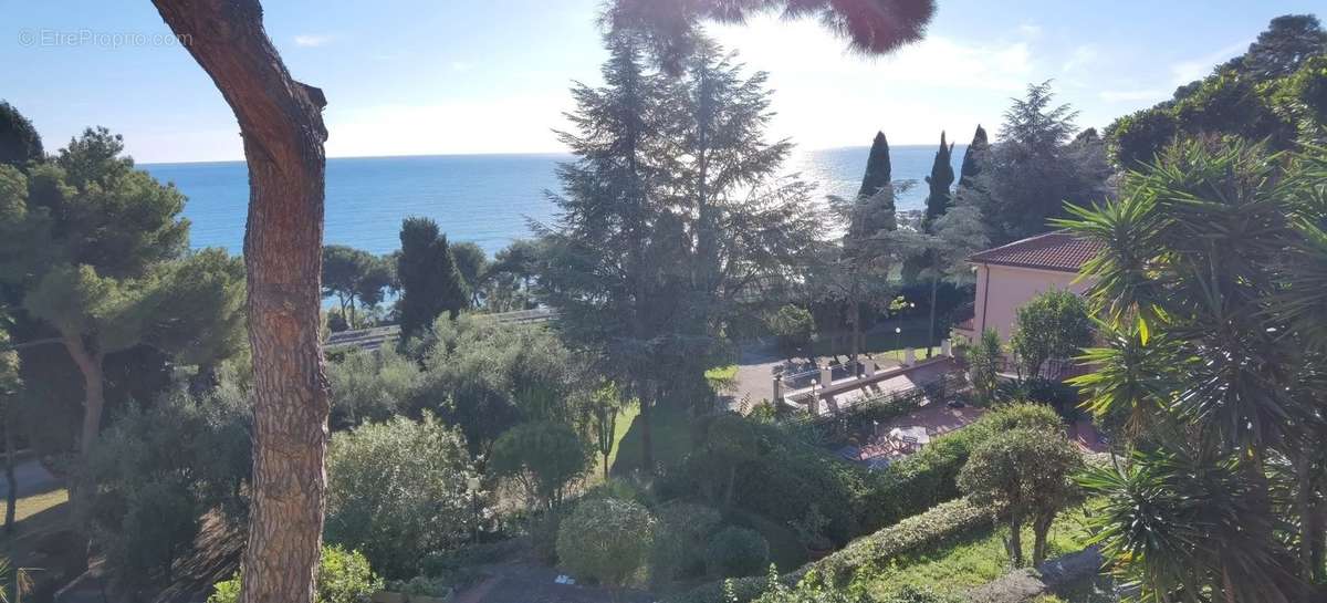 Appartement à MENTON