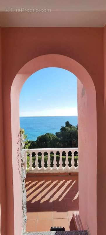 Appartement à MENTON