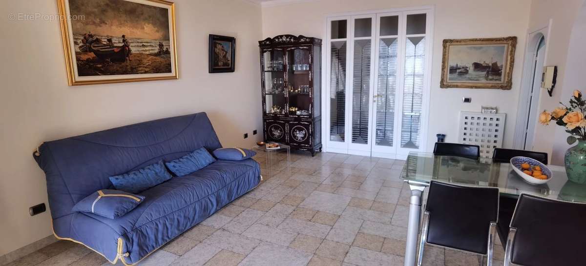 Appartement à MENTON