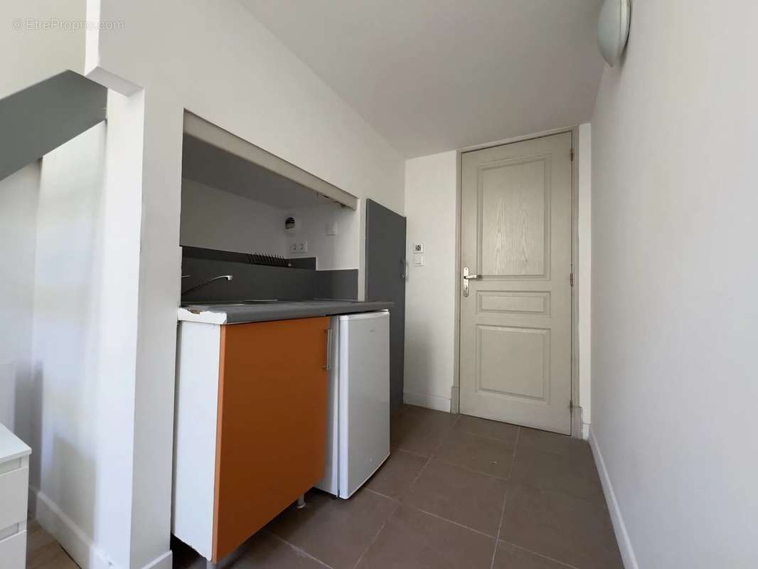 Appartement à MARSEILLE-1E