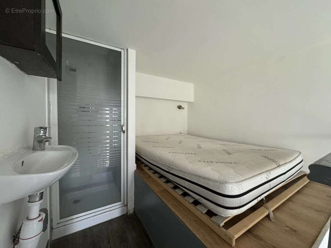 Appartement à MARSEILLE-1E