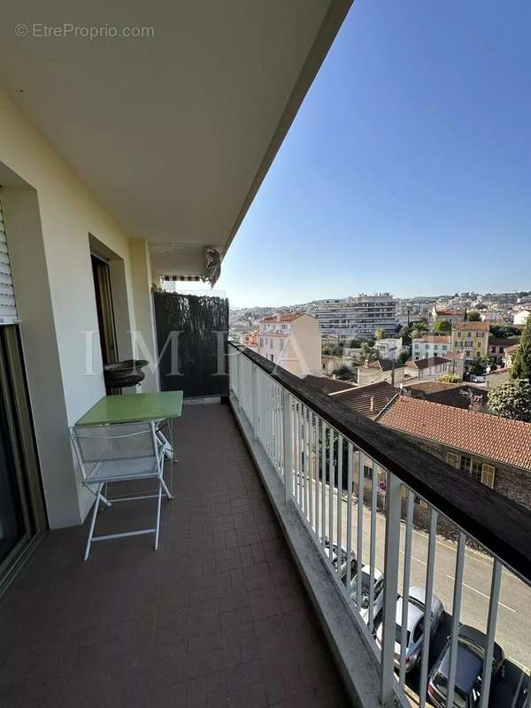 Appartement à CANNES