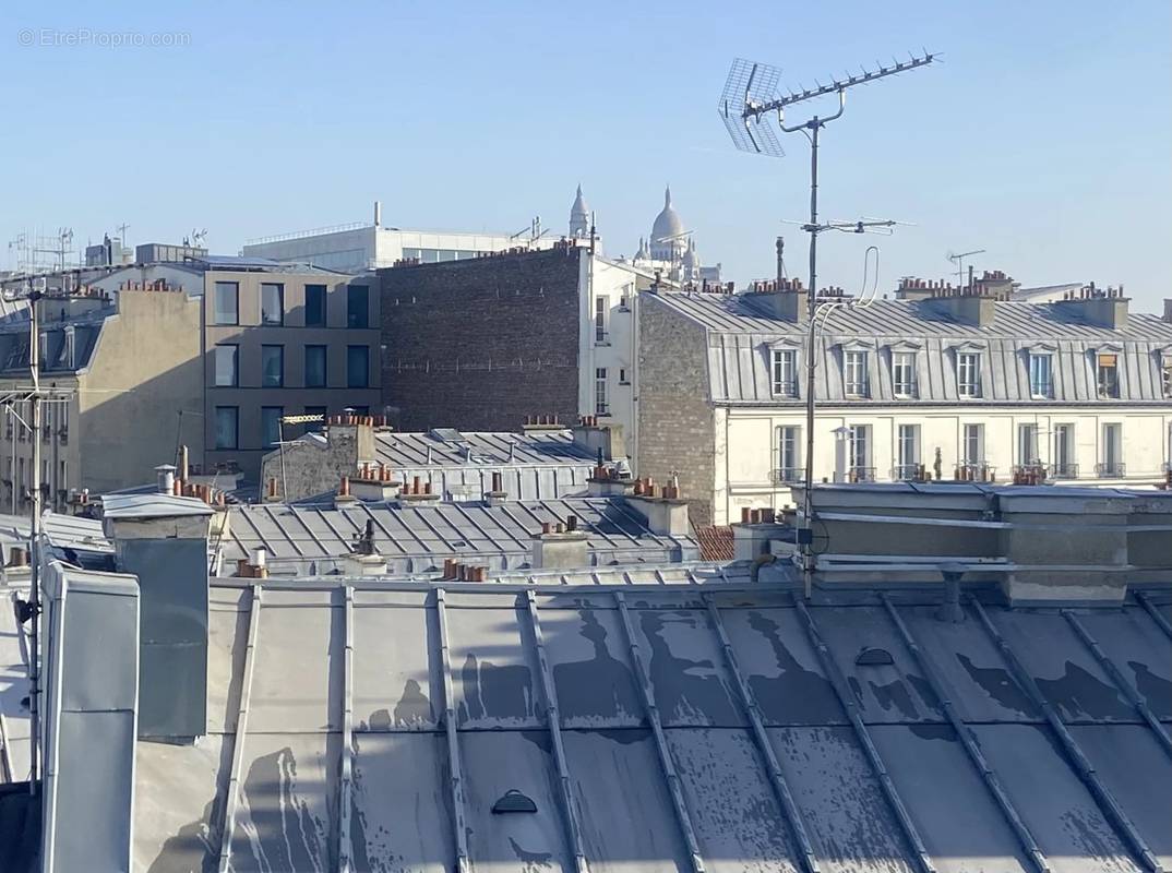 Appartement à PARIS-17E