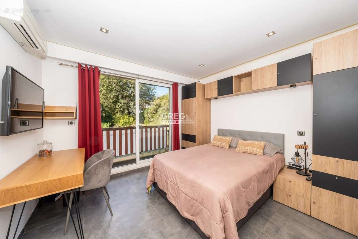 Appartement à VILLENEUVE-LOUBET