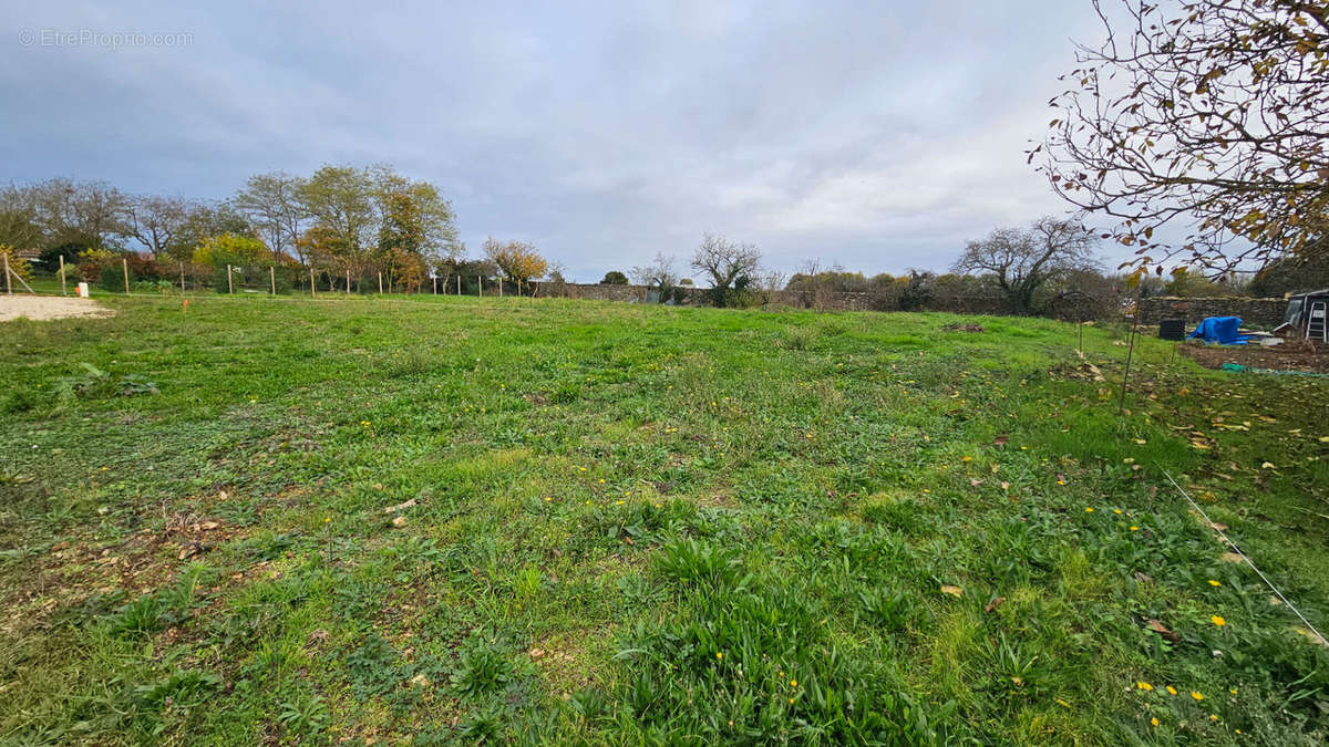 Terrain à NIORT