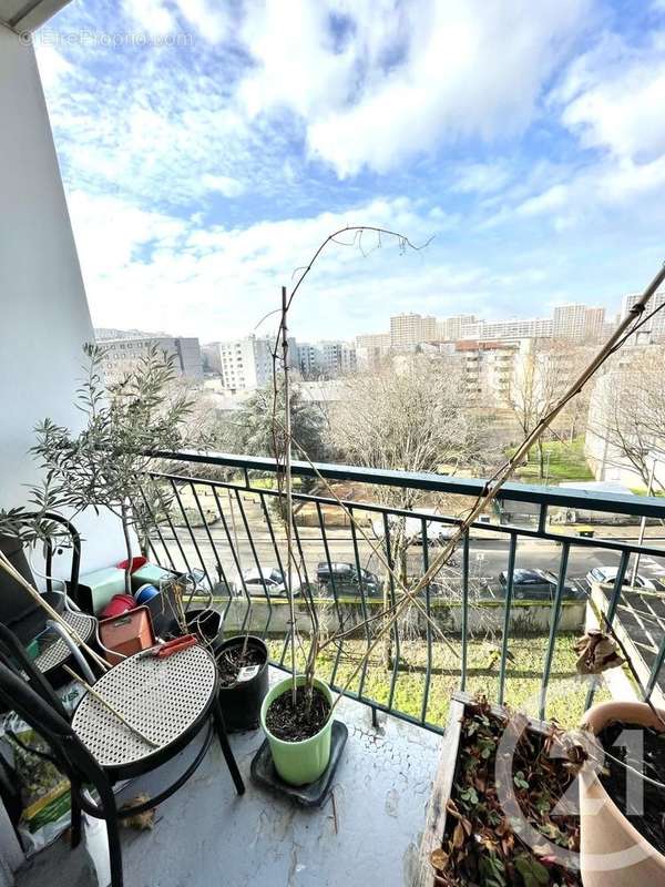 Appartement à VILLEURBANNE