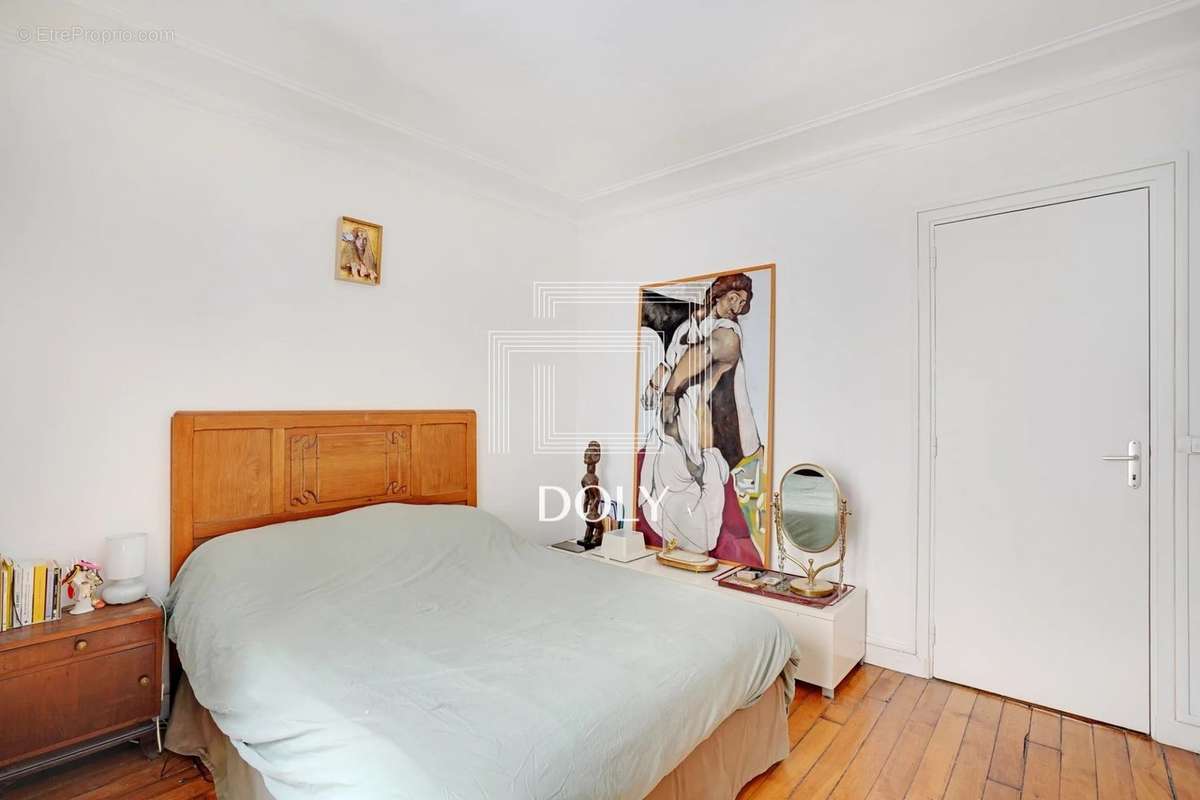 Appartement à PARIS-10E