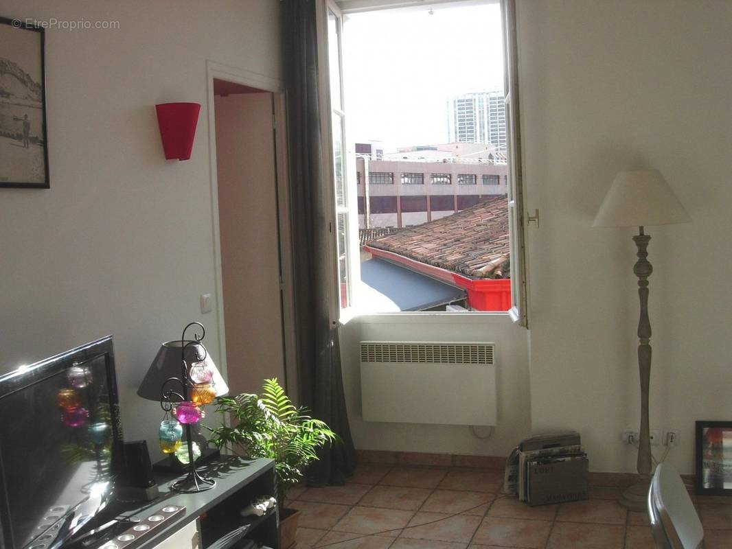 Appartement à MARSEILLE-8E