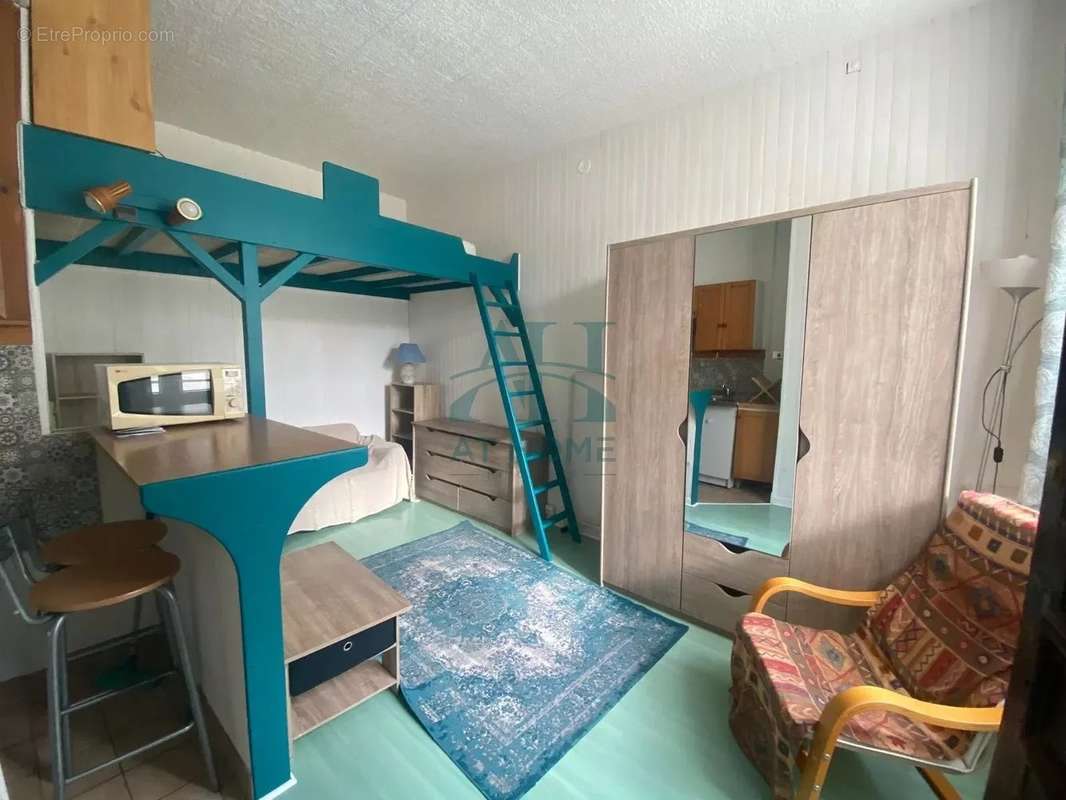 Appartement à PARIS-10E