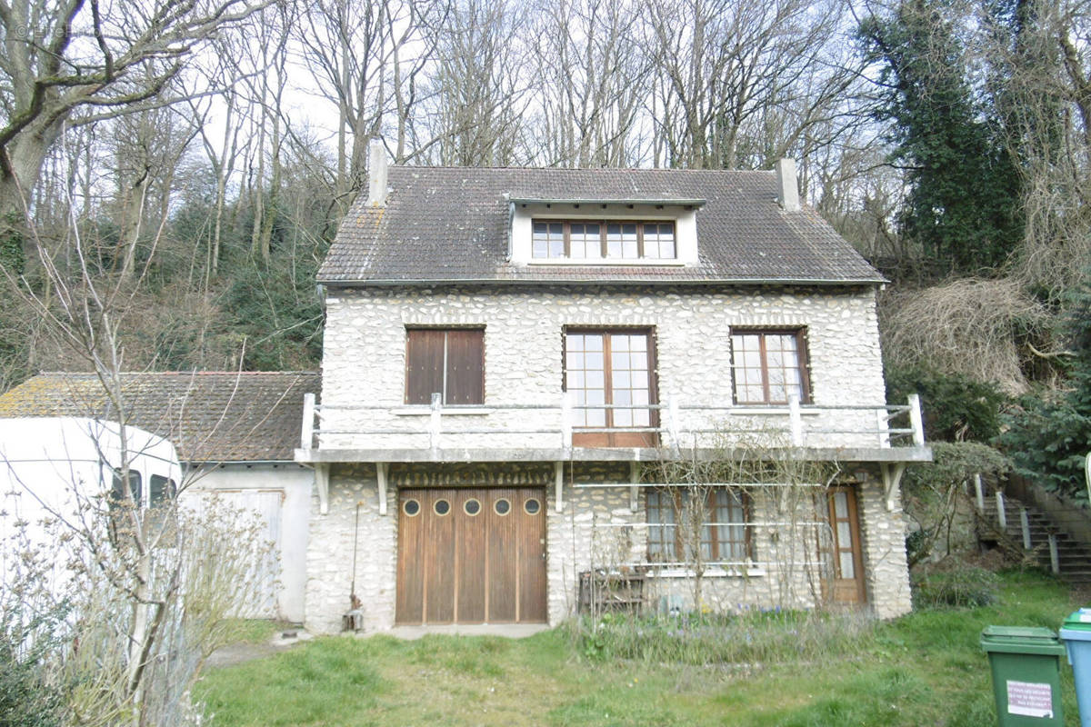 Maison à EPERNON