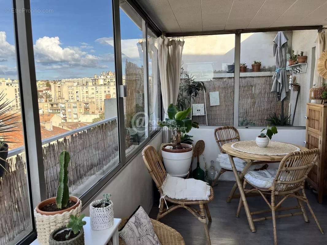 Appartement à MARSEILLE-5E