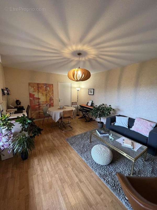   - Appartement à TOULOUSE