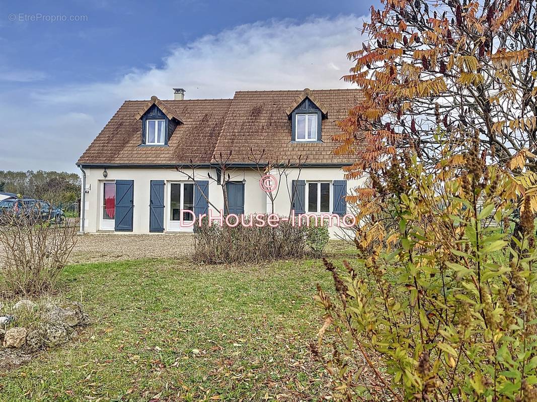 Maison à COURCELLES-DE-TOURAINE