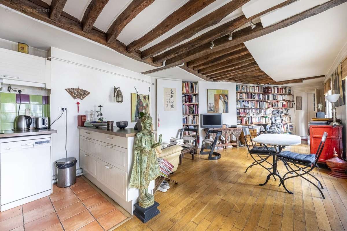 Appartement à PARIS-11E