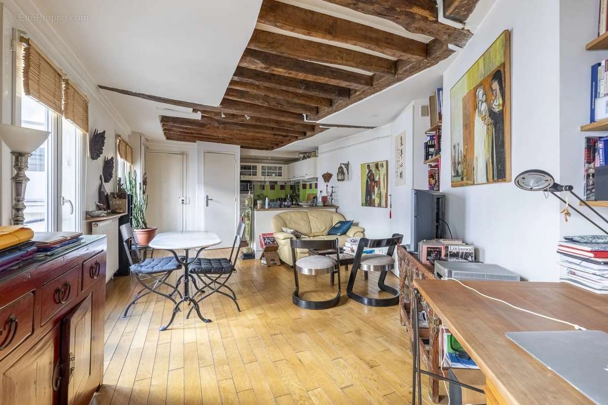 Appartement à PARIS-11E