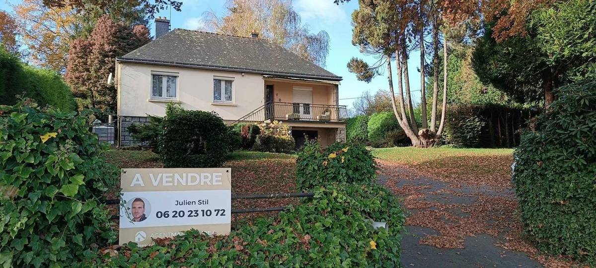 Maison à REGUINY