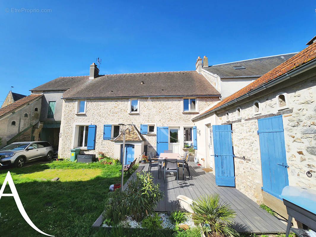 Maison à DOURDAN