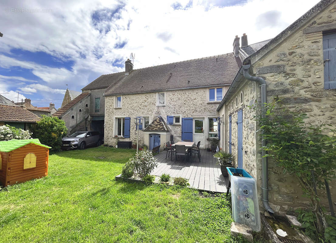 Maison à DOURDAN