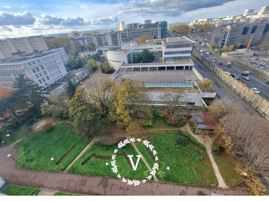 Appartement à MONTROUGE