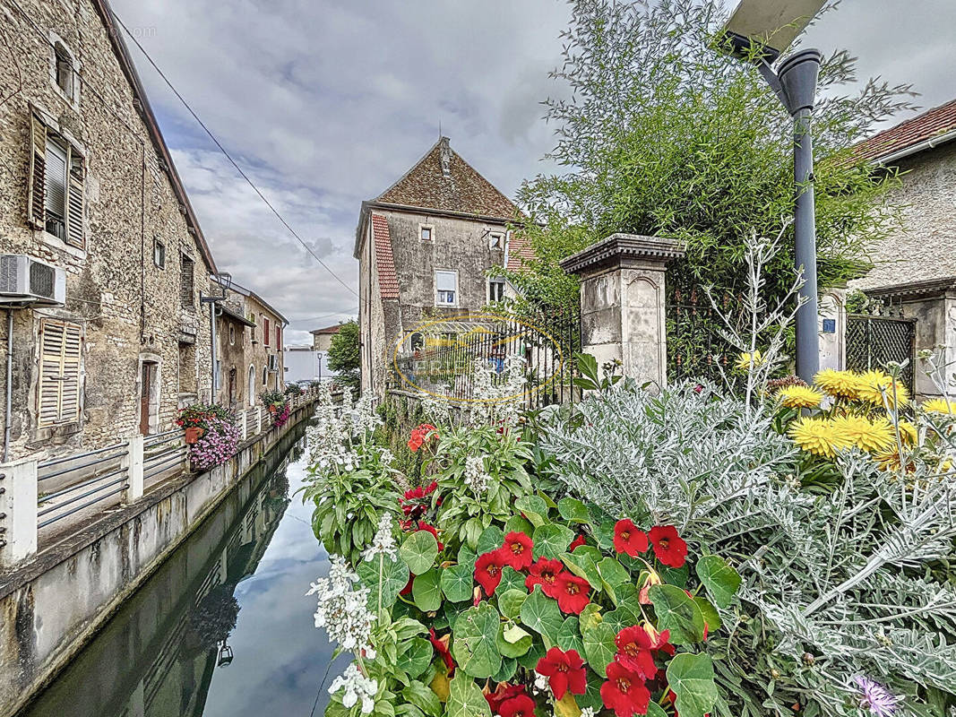 Maison à VAUCOULEURS