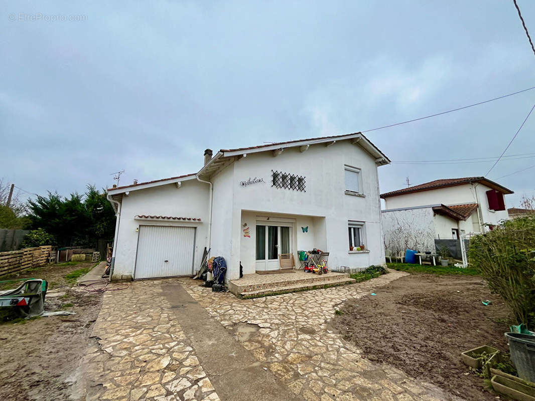 Maison à VILLENEUVE-SUR-LOT