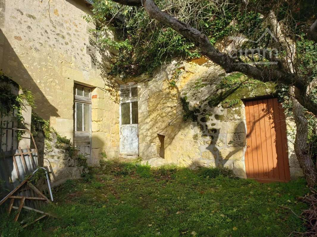 Maison à AZAY-LE-RIDEAU