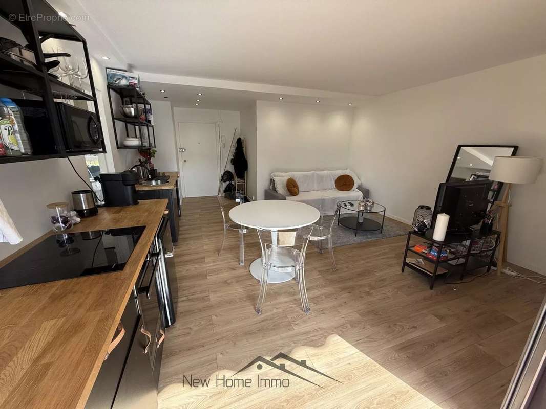 Appartement à MARSEILLE-6E